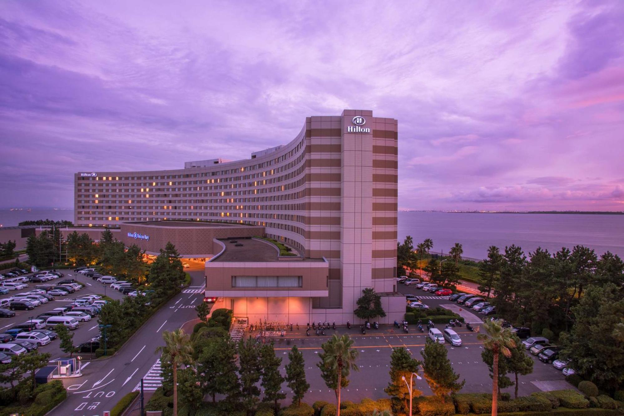 Hilton Tokyo Bay Hotel Urayasu Exterior photo